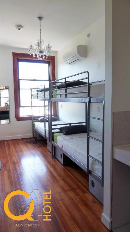 Q4 Hotel And Hostel New York Pokoj fotografie