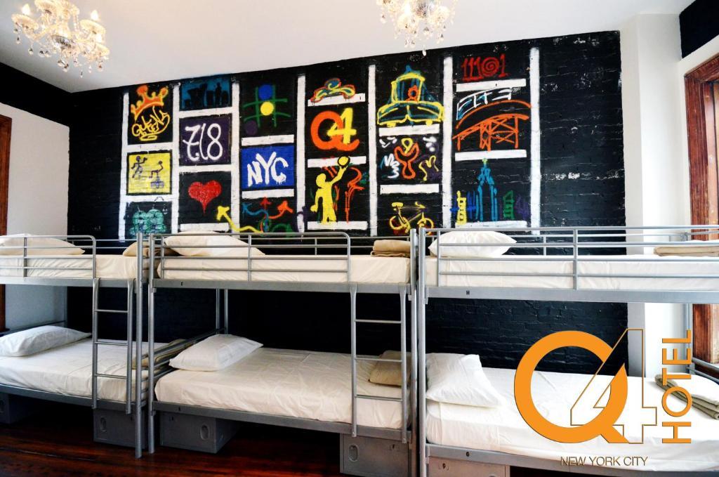Q4 Hotel And Hostel New York Exteriér fotografie